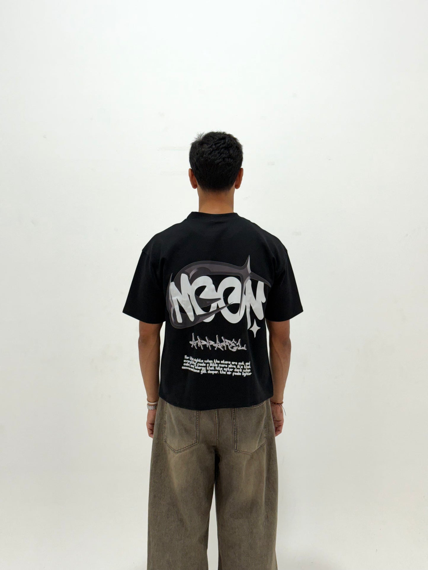 BLACKOUT TEE